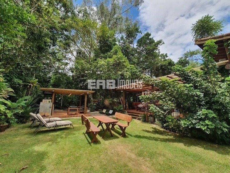 Casa charmosa e acolhedora, a somente 30m da praia de Itamam