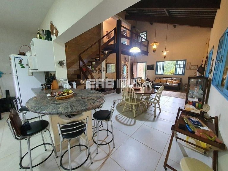 Charmosa casa de tijolinho para locação de temporada