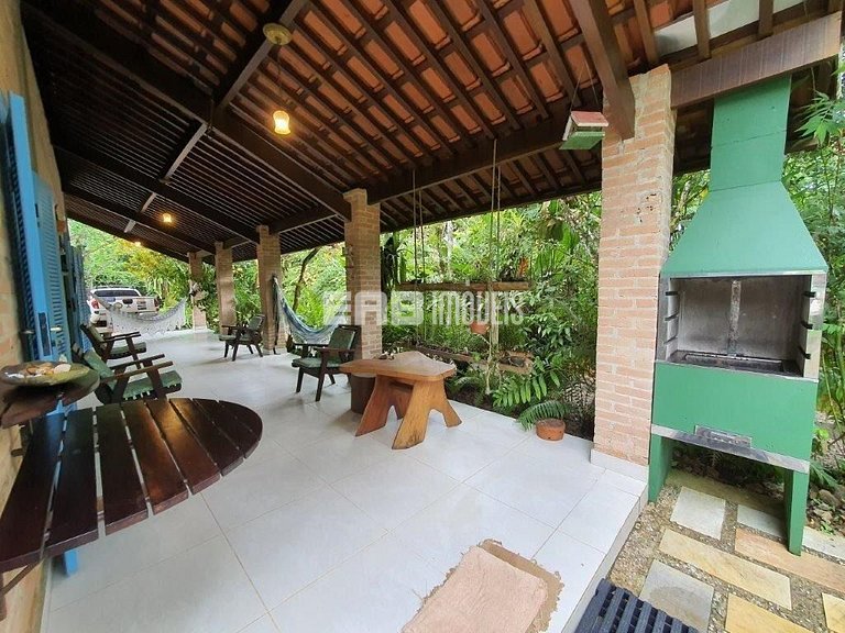 Charmosa casa de tijolinho para locação de temporada