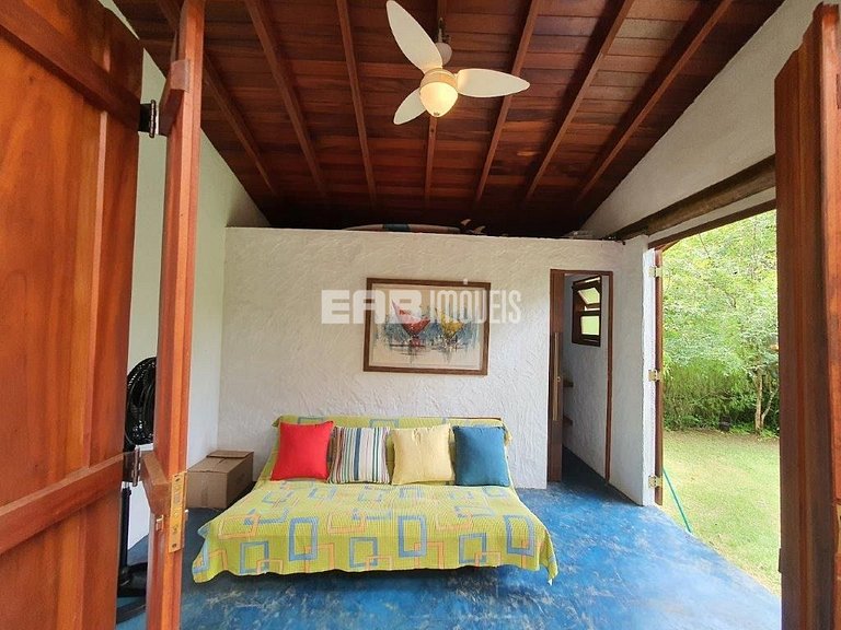 Casa charmosa e acolhedora, a somente 30m da praia de Itamam