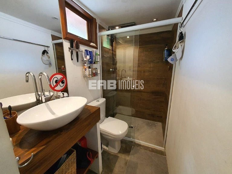 Casa charmosa e acolhedora, a somente 30m da praia de Itamam