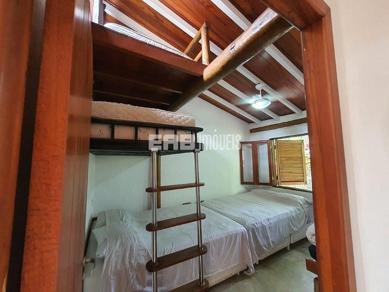 Casa charmosa e acolhedora, a somente 30m da praia de Itamam