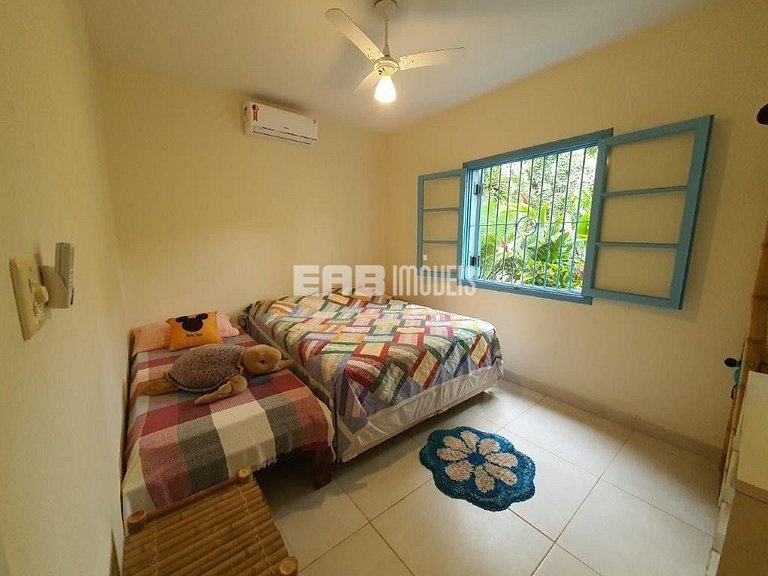 Charmosa casa de tijolinho para locação de temporada