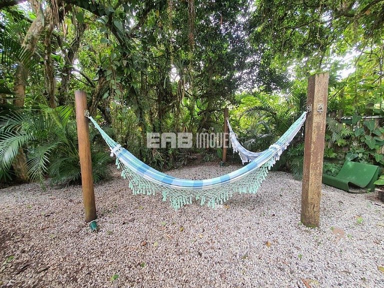 Casa charmosa e acolhedora, a somente 30m da praia de Itamam