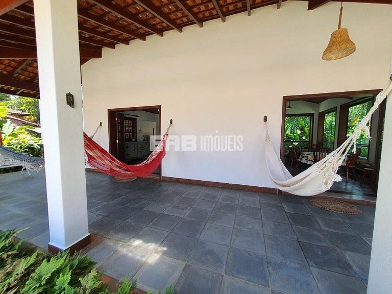 Casa ampla com acomodações para até 14 pessoas