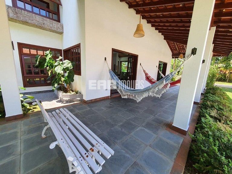 Casa ampla com acomodações para até 14 pessoas