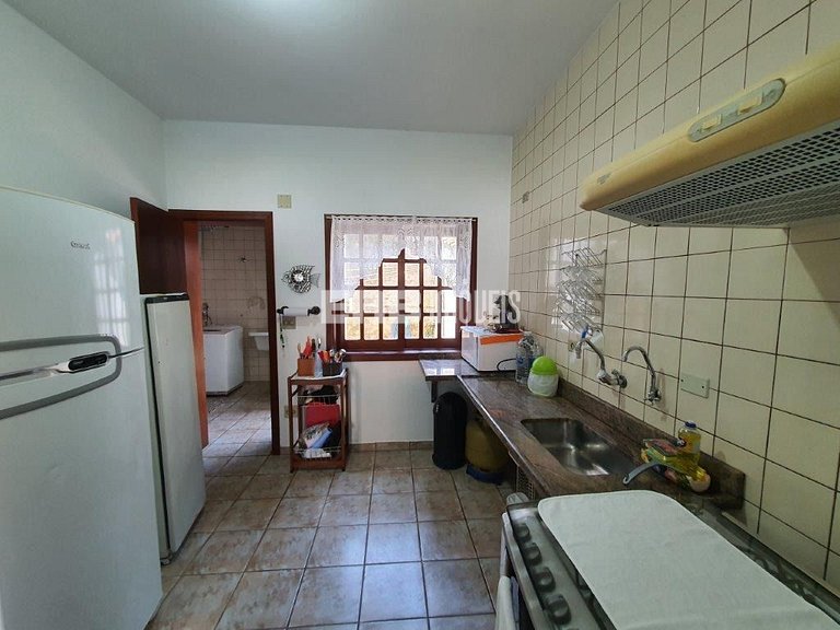 Casa ampla com acomodações para até 14 pessoas