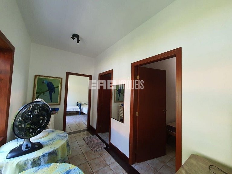 Casa ampla com acomodações para até 14 pessoas