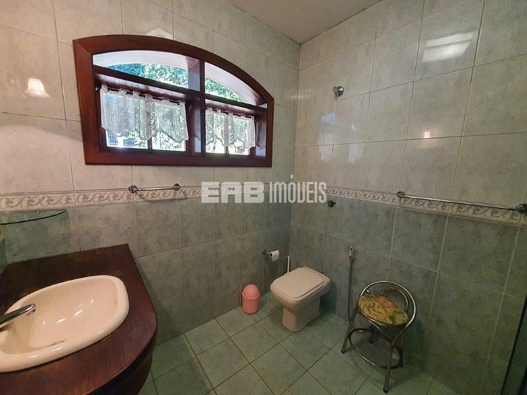 Casa com piscina para locação por temporada na praia de Itam