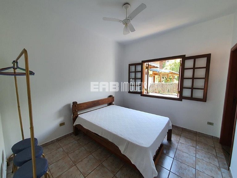 Casa ampla com acomodações para até 14 pessoas