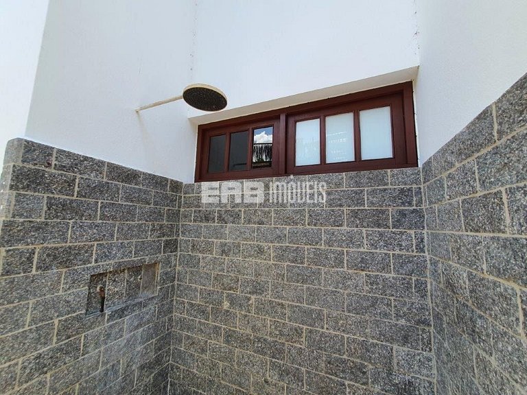 Casa ampla com acomodações para até 14 pessoas