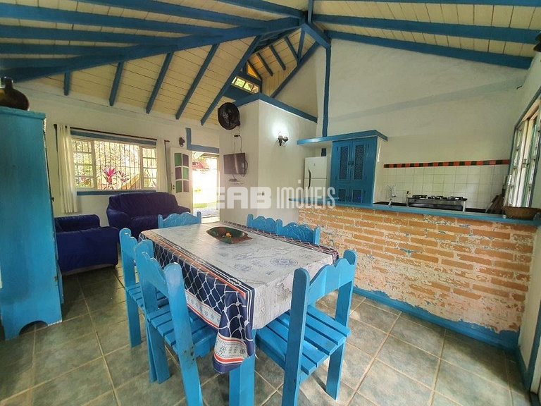 Casa com acesso exclusivo para a Praia do Félix