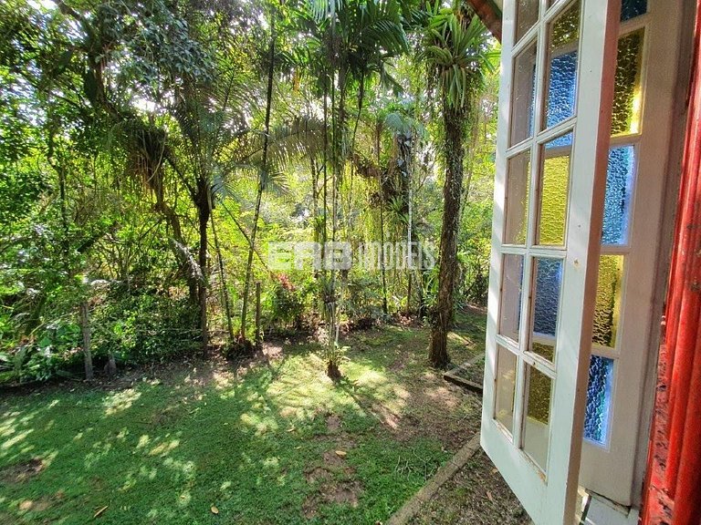 Casa com acesso exclusivo para a Praia do Félix