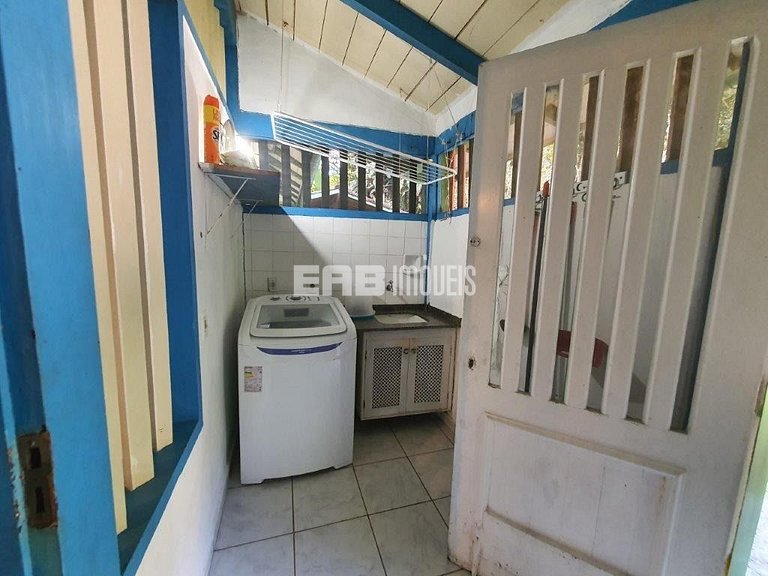 Casa com acesso exclusivo para a Praia do Félix