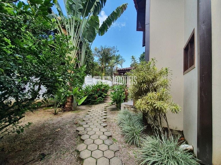 Casa para locação de temporada em Itamambuca, Ubatuba