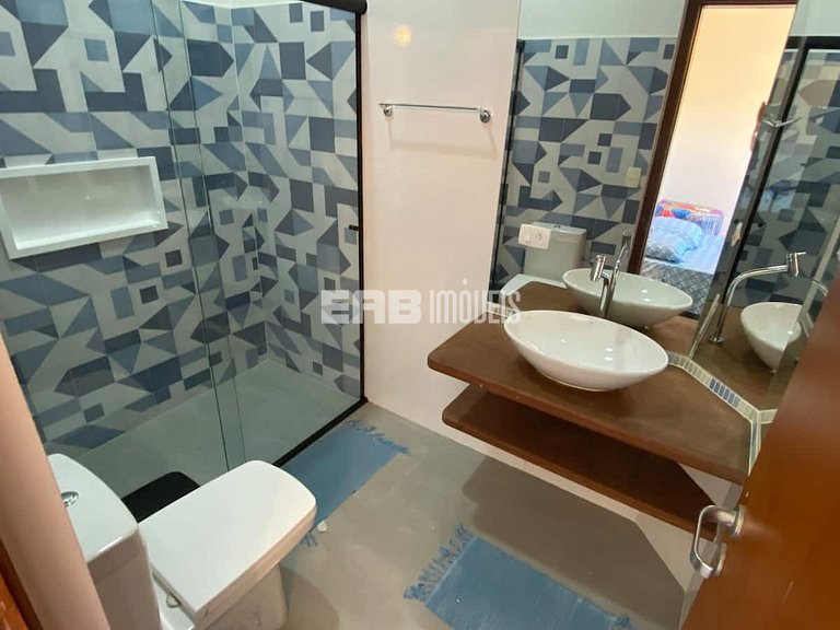 Casa com 5 suítes para locação de temporada em Itamambuca