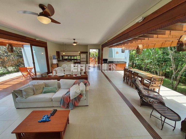 Casa para locação de temporada em Itamambuca, Ubatuba. Acomo