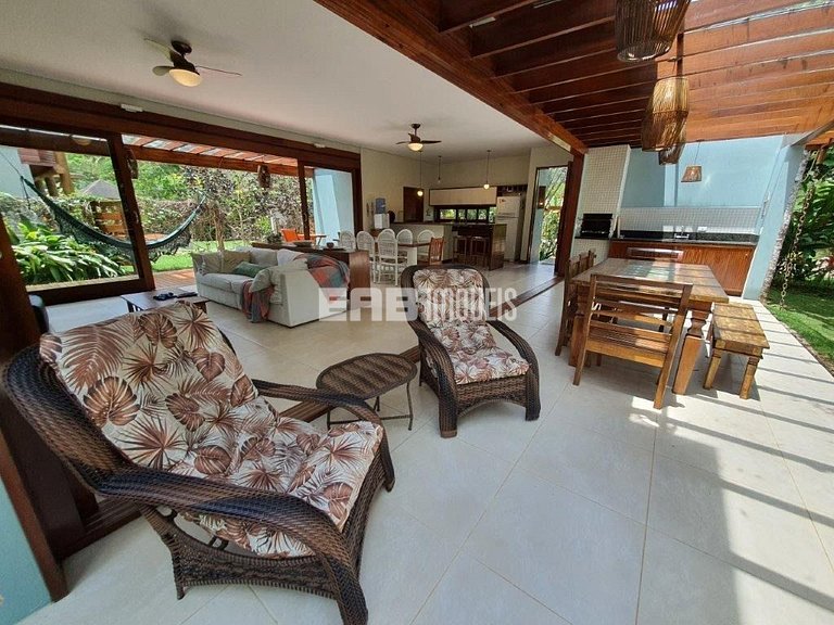 Casa para locação de temporada em Itamambuca, Ubatuba. Acomo