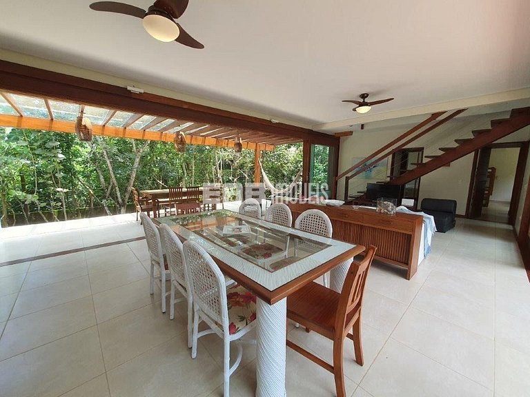 Casa para locação de temporada em Itamambuca, Ubatuba. Acomo