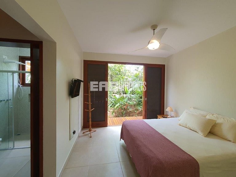 Casa para locação de temporada em Itamambuca, Ubatuba. Acomo