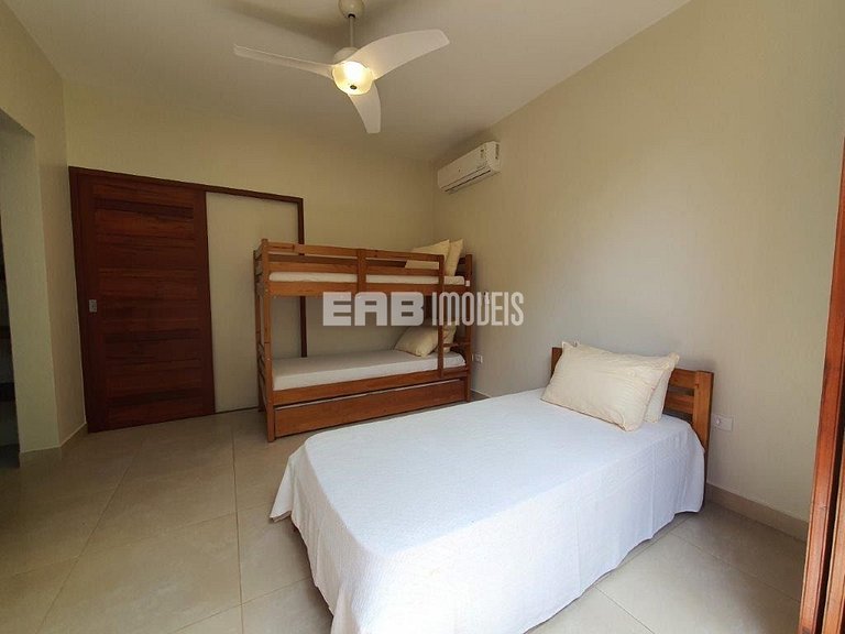 Casa para locação de temporada em Itamambuca, Ubatuba. Acomo