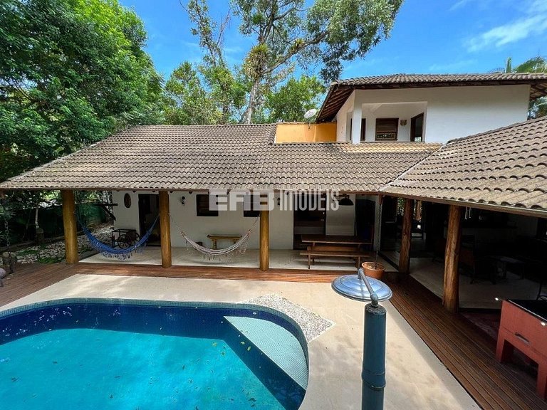 Casa com piscina para temporada em Itamambuca