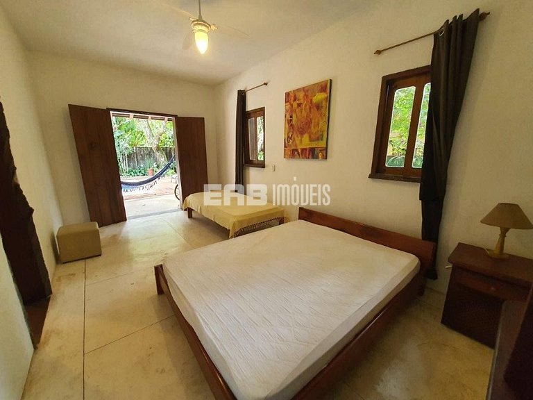 Casa com piscina para temporada em Itamambuca