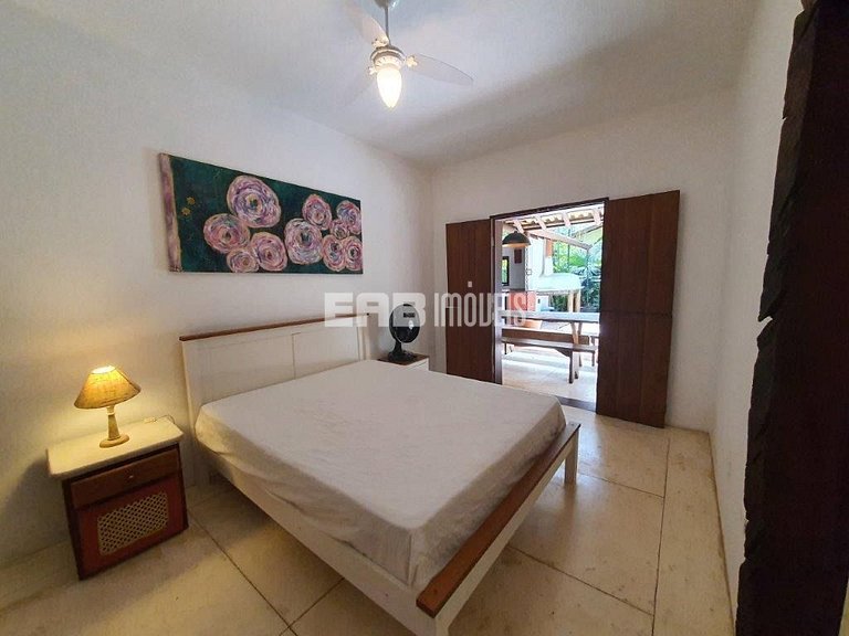 Casa com piscina para temporada em Itamambuca