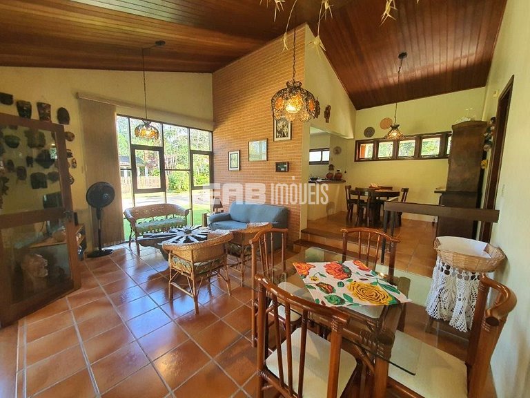 Casa para temporada em Itamambuca