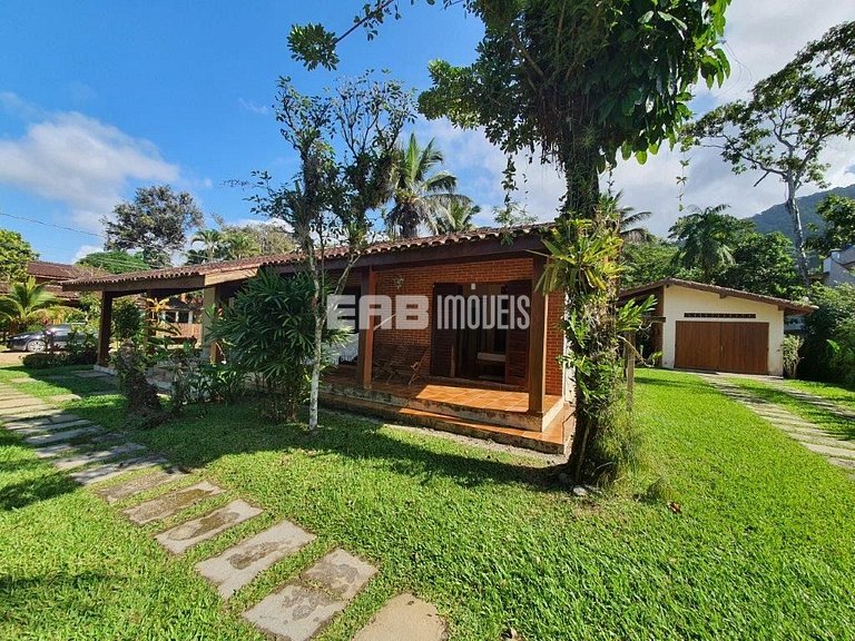 Casa para temporada em Itamambuca