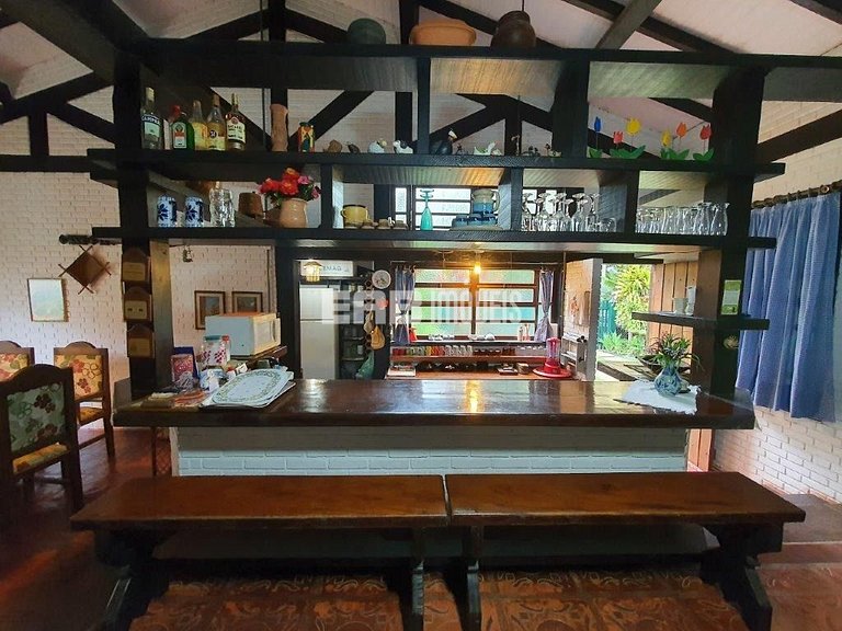 Casa espaçosa e confortável a apenas 20 metros da praia de I