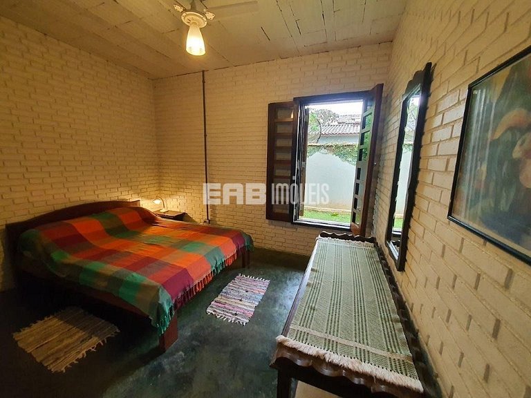 Casa espaçosa e confortável a apenas 20 metros da praia de I