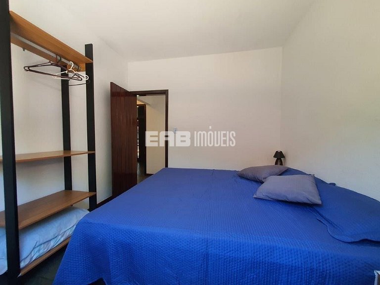 Casa para temporada a 90m do mar em Itamambuca. Acomoda 9 pe