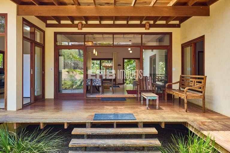 Casa para locação de temporada com 4 dormitórios, em Itamamb