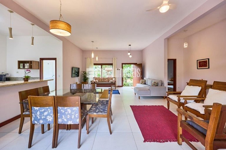 Casa para locação de temporada com 4 dormitórios, em Itamamb