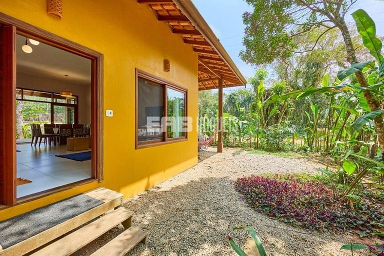 Casa para locação de temporada com 4 dormitórios, em Itamamb