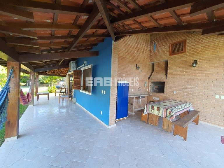 Em frente à área verde