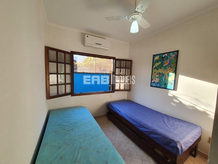 Em frente à área verde