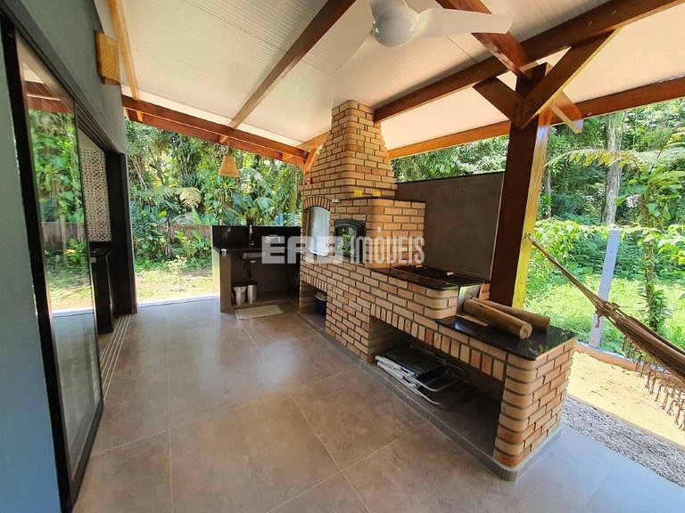 Casa na praia de Itamambuca