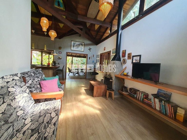 Charmosa casa de praia para locação em Itamambuca