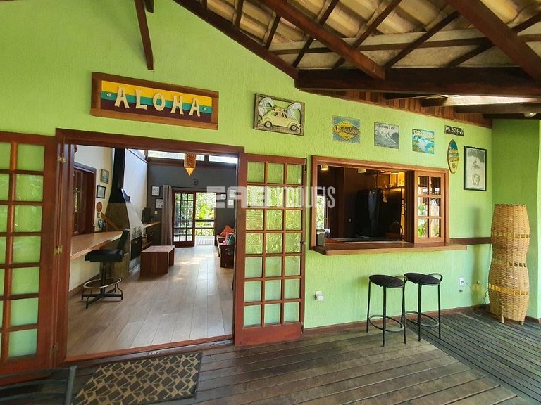 Charmosa casa de praia para locação em Itamambuca