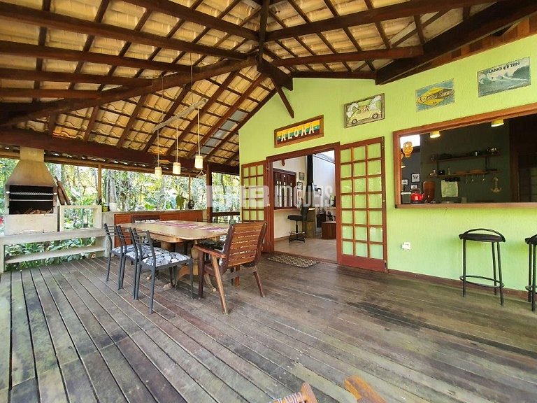 Charmosa casa de praia para locação em Itamambuca