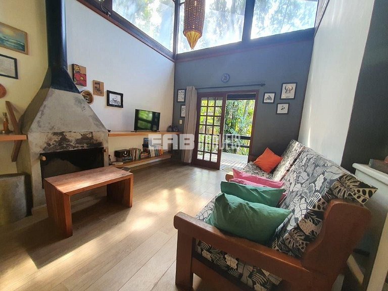 Charmosa casa de praia para locação em Itamambuca