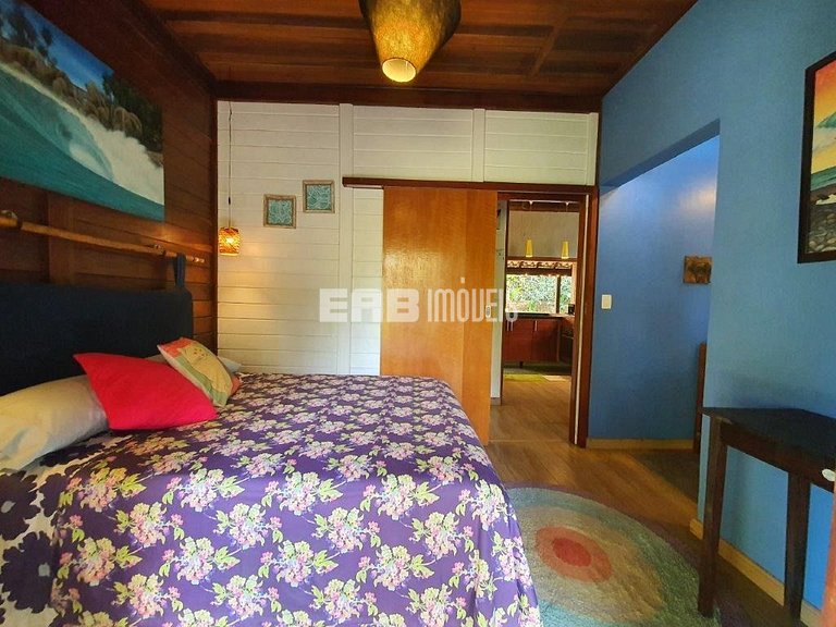 Charmosa casa de praia para locação em Itamambuca