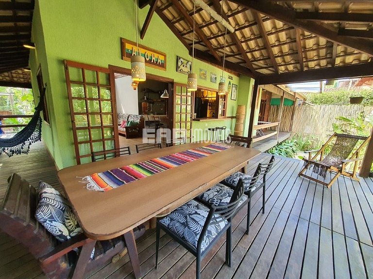 Charmosa casa de praia para locação em Itamambuca