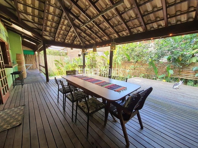 Charmosa casa de praia para locação em Itamambuca