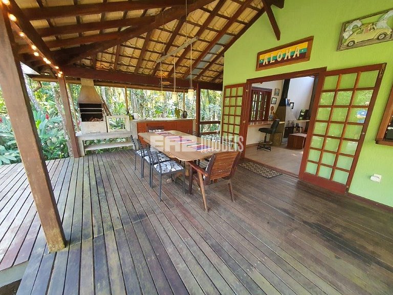 Charmosa casa de praia para locação em Itamambuca