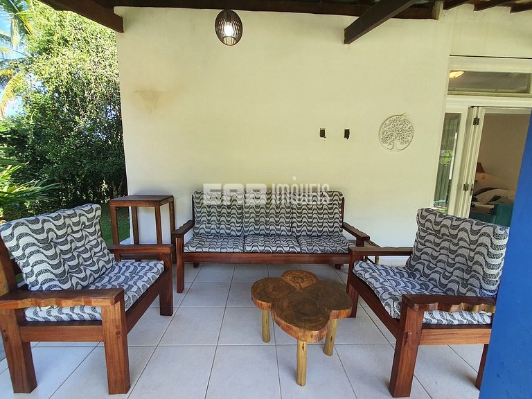 Casa com piscina, para 9 pessoas, a apenas 180m da praia