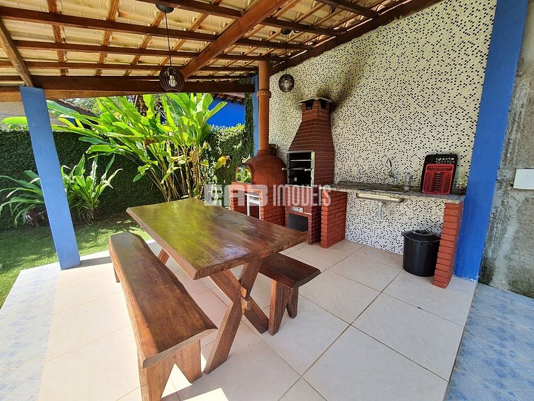 Casa com piscina, para 9 pessoas, a apenas 180m da praia