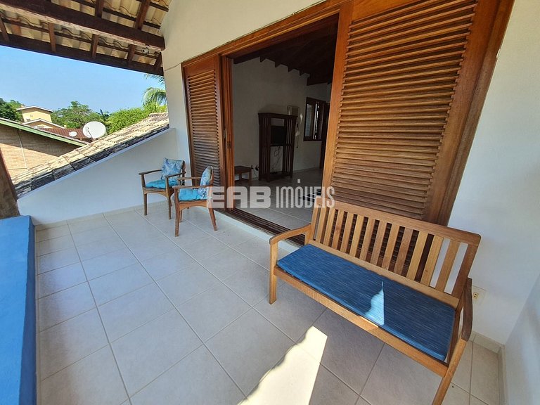 Casa com piscina, para 9 pessoas, a apenas 180m da praia